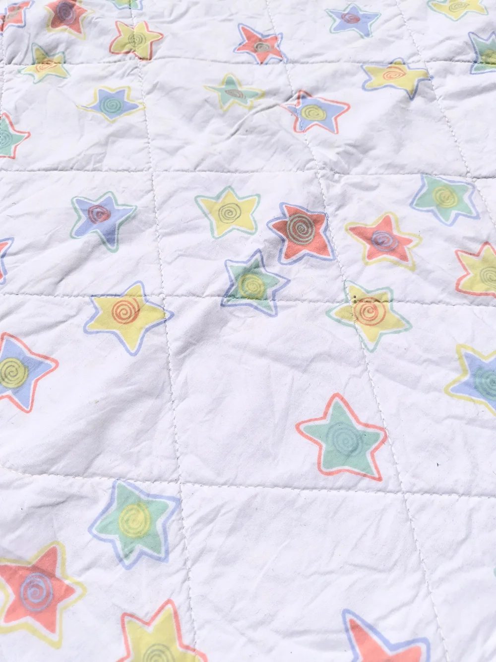 Vintage Y2K whimsy reversible gender neutral pastel spiral Star baby crib Quilt